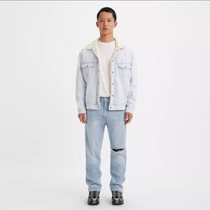 Levi’s Jeans Silver Tab Mens 38x32 Straight Leg Light Blue Wash Denim Distressed